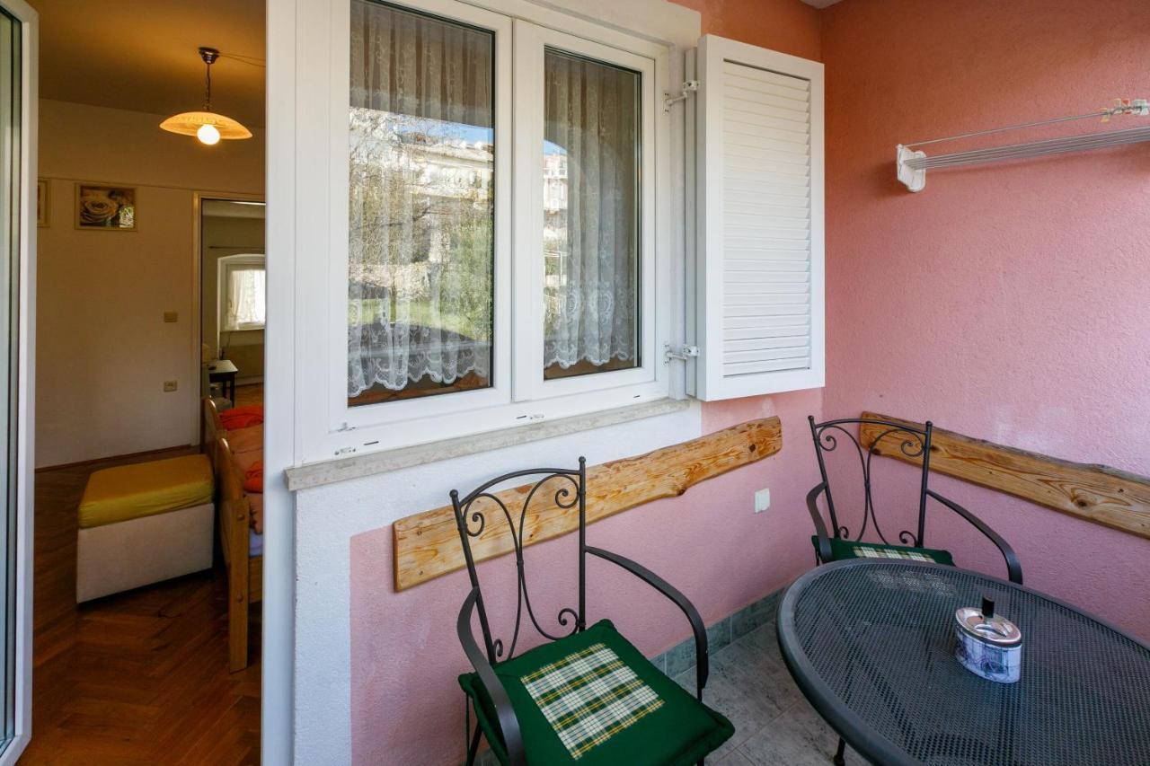 Apartments Villa 7 Crikvenica Exterior photo